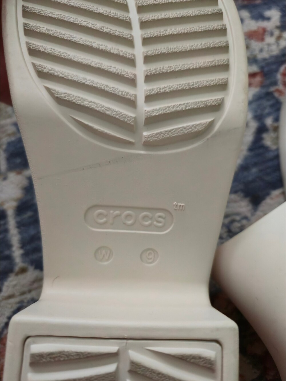 CROCS Women's Cream Brooklyn Mules - Picture 6 of 6
